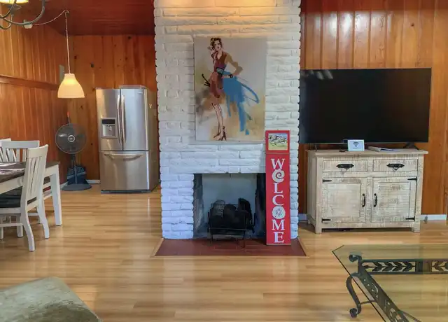 Property at 1430 Manhattan Beach Blvd Unit 1, Manhattan Beach, CA, 90266, 2 beds, 1 bath, [object Object]