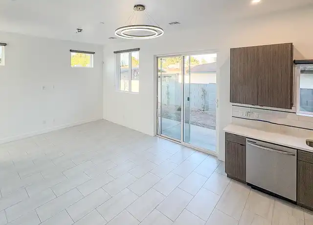 Property at Arcadia 15 - 3109 N 39th St, Phoenix, AZ, 85018, 2-3 beds, 2.5 baths, [object Object]