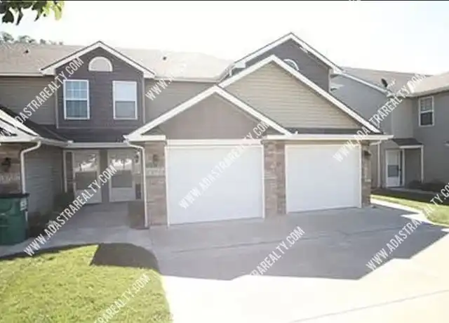Property at 13753 Post Oak Ln, Platte City, MO, 64079, 3 beds, 2.5 baths, [object Object]