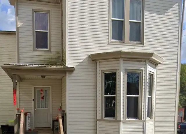 Property at 216 S Wade Ave Unit B, Washington, PA, 15301, 2 beds, 1 bath, [object Object]