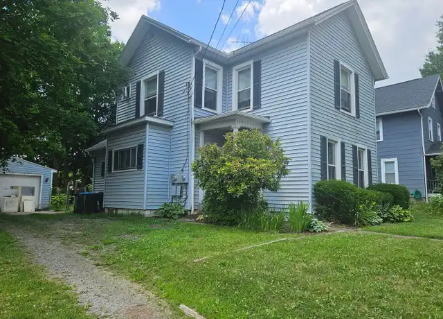 Property at 424 Stinaff St, Kent, OH, 44240, 2 beds, 1 bath, [object Object]