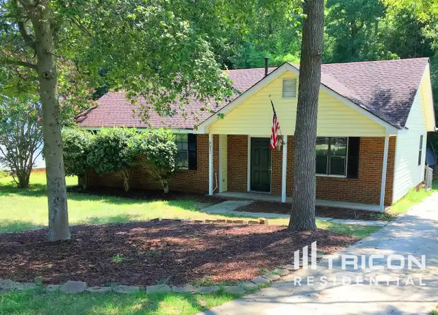 Property at 6631 Flat Rock Dr, Charlotte, NC, 28214, 3 beds, 2 baths, [object Object]