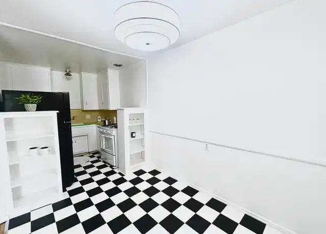 Property at 1245 Laurel Ave Unit 15, West Hollywood, CA, 90046, 1 bed, 1 bath, [object Object]
