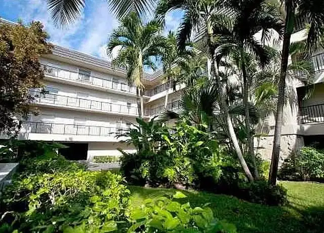 Property at 6815 Edgewater Dr #301, Coral Gables, FL, 33133, 2 beds, 2 baths, [object Object]