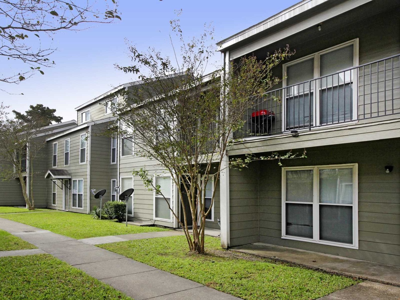 Whitney Manor 1117 Whitney Ave, Gretna, LA 70056 Redfin