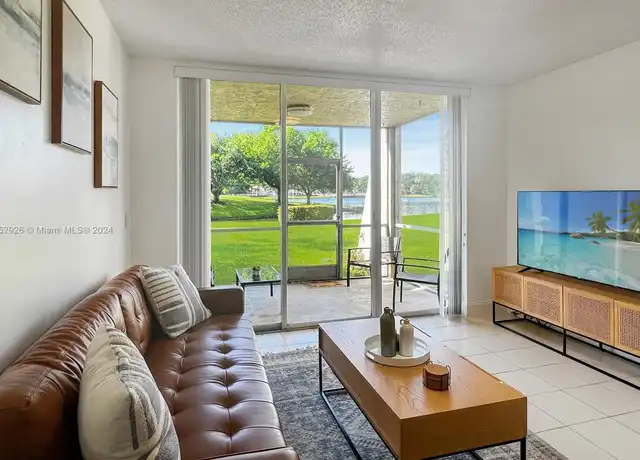 Property at 9470 Poinciana Pl, Davie, FL, 33324, 2 beds, 2 baths, [object Object]