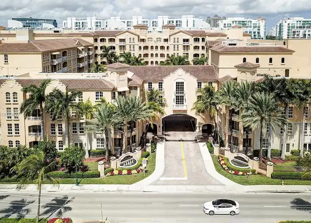 Property at 3001 NE 185th St #318, Miami, FL, 33180, 1 bed, 1 bath, [object Object]