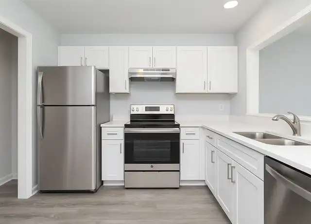Property at The Grove Apartments - 4540 Tantilla Cir, Charlotte, NC, 28215, 2 beds, 2 baths, [object Object]