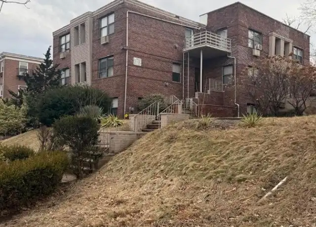Property at 365 Park Ave Unit A4, East Orange, NJ, 07017, 2 beds, 1 bath, [object Object]