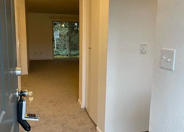 Property at Birchwood Lane Apartments - 3107 NE 62nd Ave, Vancouver, WA, 98661, 2 beds, 1 bath, [object Object]