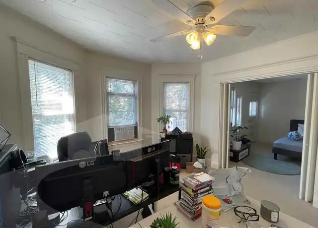 Property at 105 Bromfield Rd Unit 2, Somerville, MA, 02144, 1 bed, 1 bath, [object Object]
