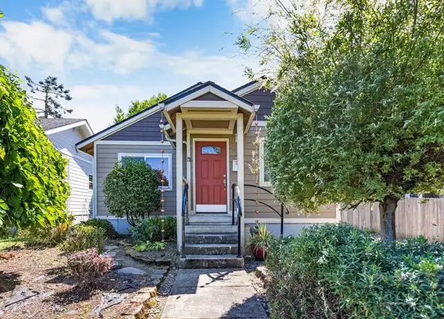 Property at 7204 N Central St, Portland, OR, 97203, 2 beds, 1 bath, [object Object]