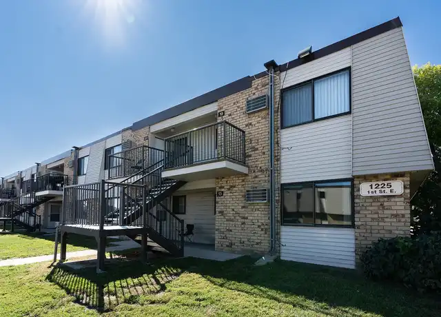 Property at Parkwest Gardens - 1207 1st St, West Fargo, ND, 58078, 1-3 bed, 1-2 bath, [object Object]