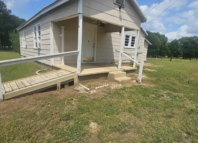 Property at 636 Boiling Springs Rd, Oxford, AL, 36203, 3 beds, 1 bath, [object Object]