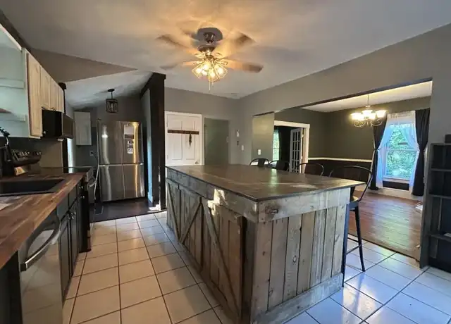 Property at 289 Main St, Rutland, MA, 01543, 3 beds, 1 bath, [object Object]