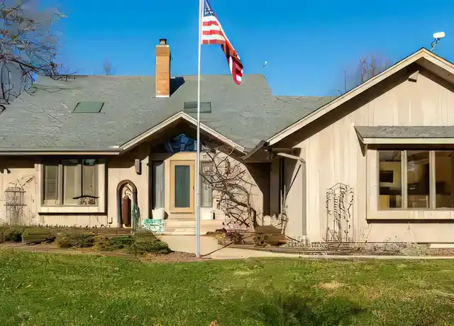Property at 15057 Whipple Rd, Sycamore, IL, 60178, 1 bed, 2 baths, [object Object]