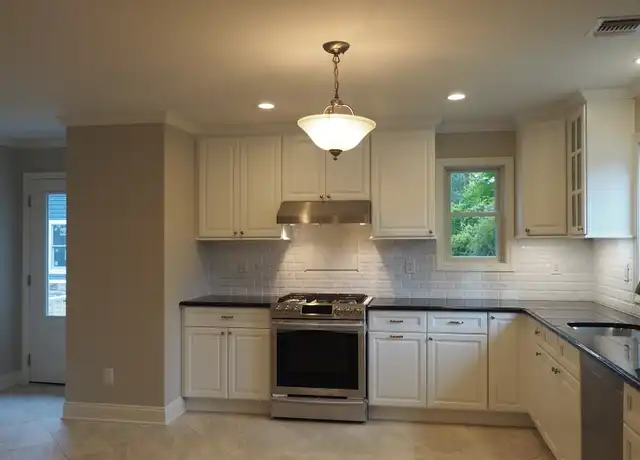 Property at 4 Alma Ave Unit B, Madison, NJ, 07940, 3 beds, 2.5 baths, [object Object]