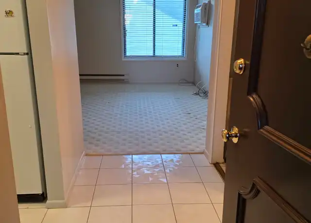 Property at 78 Overlook Way Unit C, Manalapan, NJ, 07726, 1 bed, 1 bath, [object Object]