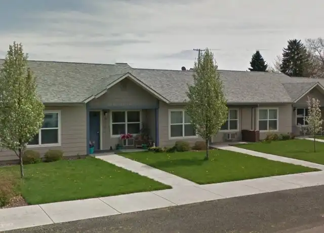 Property at 425 E Currant St, Athena, OR, 97813, 1 bed, 1 bath, [object Object]