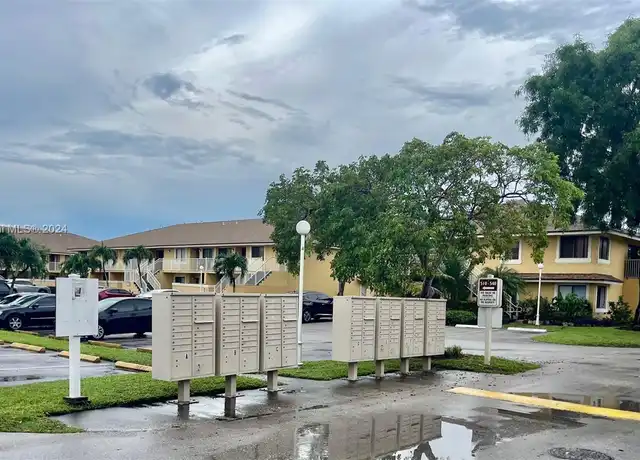 Property at 500 NW 210th St Unit 200, Miami Gardens, FL, 33169, 2 beds, 2 baths, [object Object]