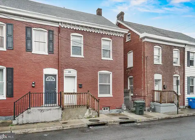 Property at 20 S Locust St, Hagerstown, MD, 21740, 3 beds, 1.5 baths, [object Object]