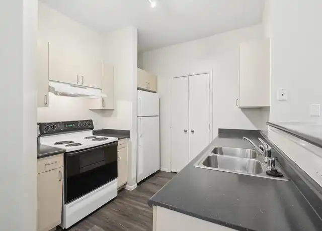 Property at Uptown Square Apartment Homes - 1950 Pennsylvania St, Denver, CO, 80203, 1 bed, 1 bath, [object Object]