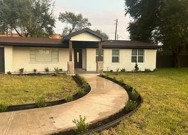 Property at 3000 Royal Palm Cir, McAllen, TX, 78501, 3 beds, 3 baths, [object Object]