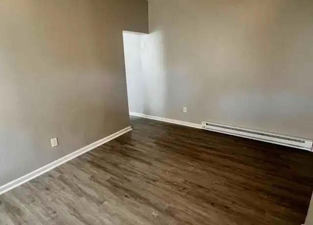 Property at 305 N Evans St Unit 1, Pottstown, PA, 19464, 2 beds, 1 bath, [object Object]