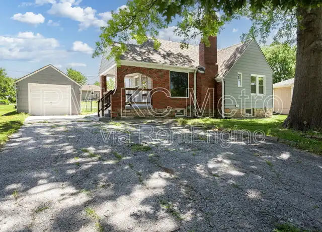 Property at 8201 Missouri 9, Parkville, MO, 64152, 3 beds, 2 baths, [object Object]