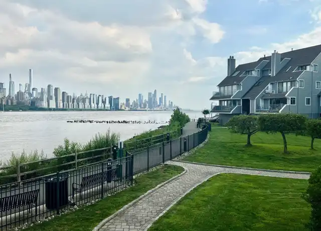 Property at 4C Cove Ln N, North Bergen, NJ, 07047, 2 beds, 2 baths, [object Object]