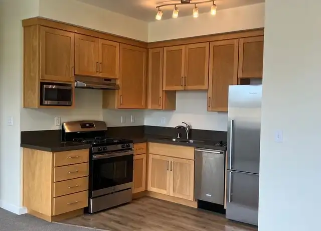 Property at 251 High St Unit B, Santa Cruz, CA, 95060, 2 beds, 1 bath, [object Object]