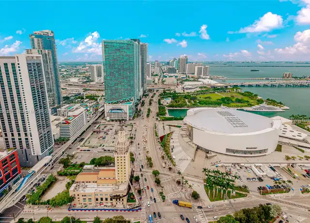Property at 398 NE 5th St #4008, Miami, FL, 33132, 1 bed, 1 bath, [object Object]