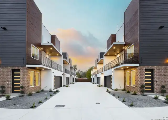 Property at 1019 S Hackberry St #202, San Antonio, TX, 78210, 3 beds, 3.5 baths, [object Object]