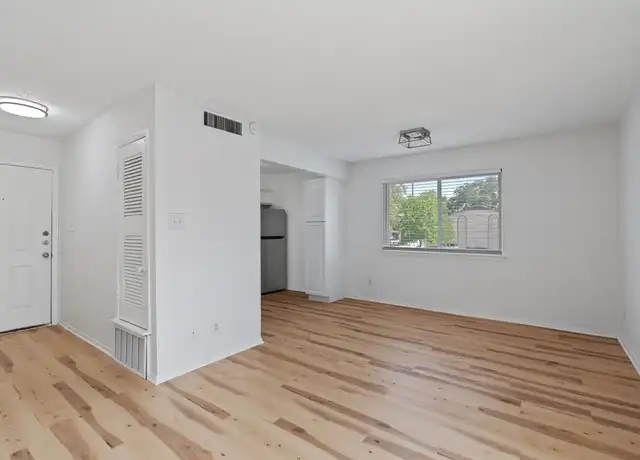 Property at 2707 Windswept Cv Unit 201, Austin, TX, 78745, 2 beds, 1 bath, [object Object]