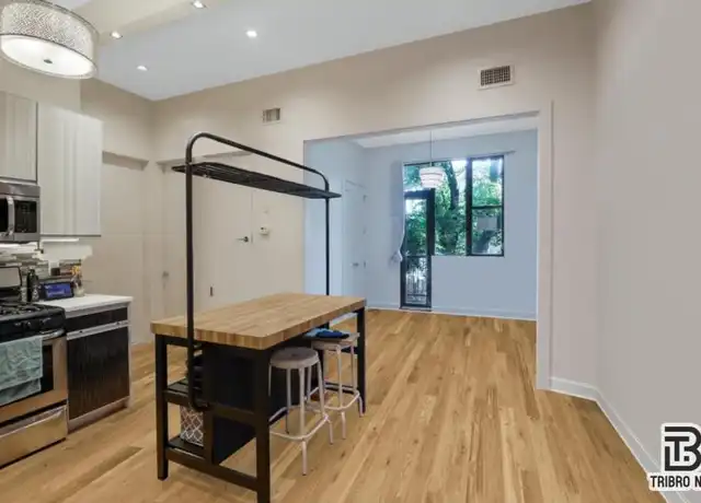 Property at 3462 10th St, Queens, NY, 11106, 3 beds, 1 bath, [object Object]