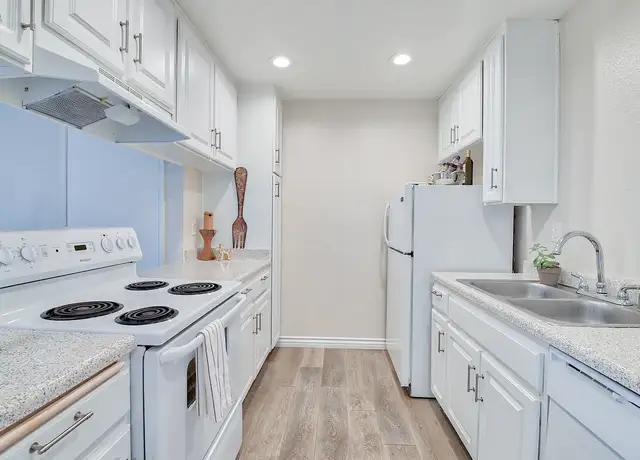 Photo of 176 Cedar Rd, Vista, CA 92083