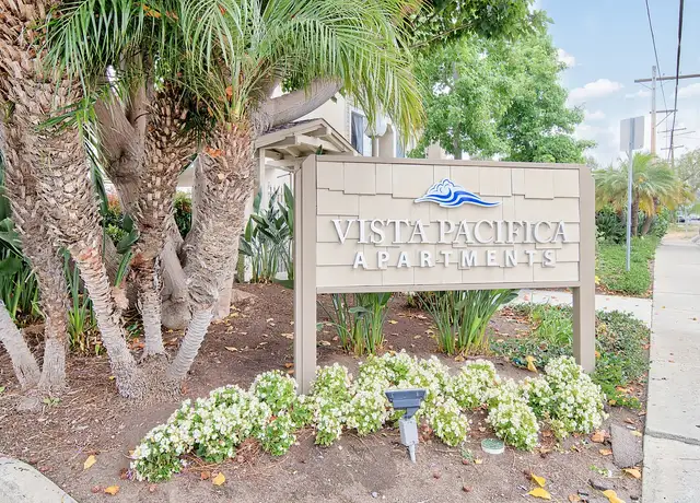 Photo of 176 Cedar Rd, Vista, CA 92083