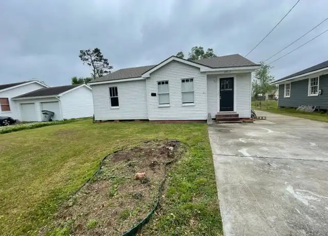 Property at 3712 Harvard St, Lake Charles, LA, 70607, 3 beds, 1 bath, [object Object]