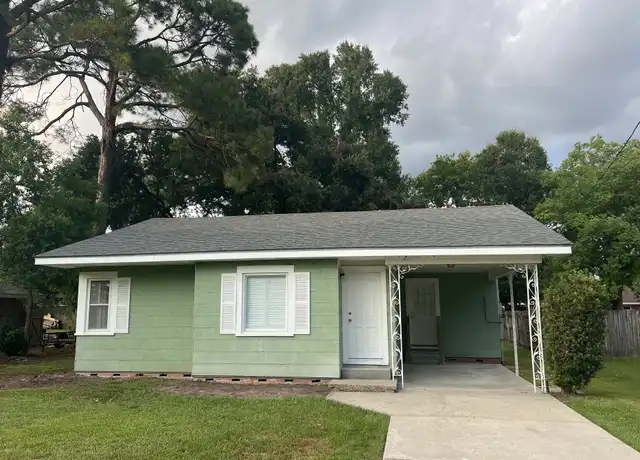 Property at 204 Belle Dame Dr, Lafayette, LA, 70506, 2 beds, 1 bath, [object Object]