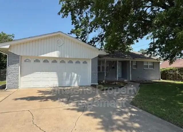 Property at 8281 E 33rd Pl, Tulsa, OK, 74145, 3 beds, 2 baths, [object Object]