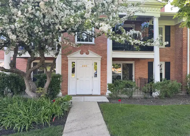 Property at 520 Shorely Dr #103, Barrington, IL, 60010, 2 beds, 2 baths, [object Object]