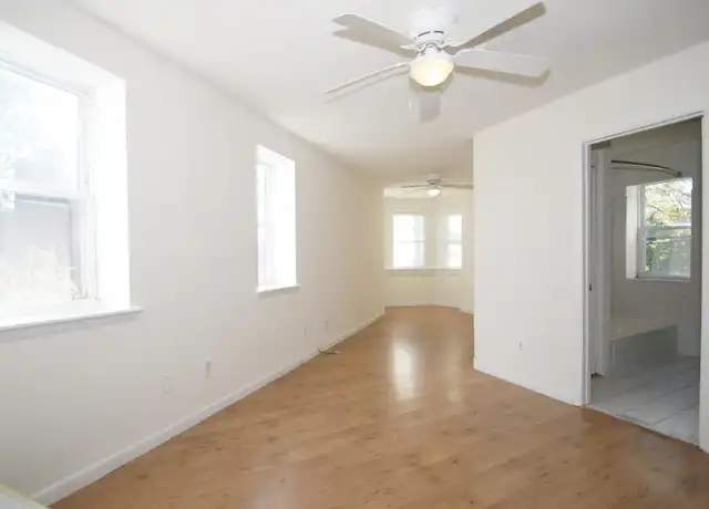 Property at 2435 Grays Ferry Ave Unit 2, Philadelphia, PA, 19146, 1 bed, 1 bath, [object Object]