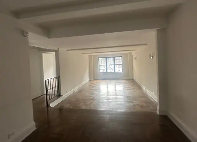 Property at 133 E 38th St Unit 09A, New York, NY, 10016, 3 beds, 1.5 baths, [object Object]