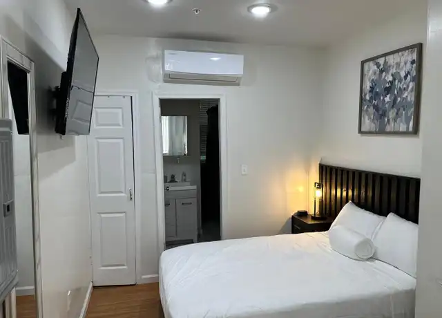 Property at 3417 N 18th St, Philadelphia, PA, 19140, 1 bed, 1 bath, [object Object]