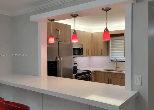 Property at 9440 SW 8th St #207, Boca Raton, FL, 33428, 2 beds, 2 baths, [object Object]