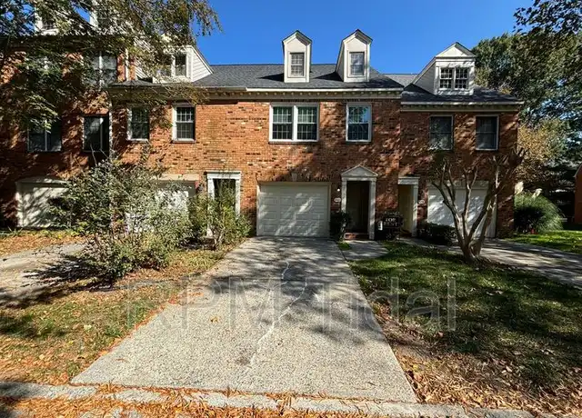 Property at 610 Guy Ln, Newport News, VA, 23602, 2 beds, 2.5 baths, [object Object]