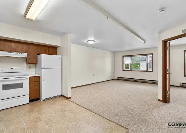 Property at 610 Gray St, Eau Claire, WI, 54701, 0-2 beds, 1 bath, [object Object]