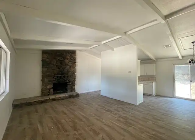 Property at 48963 River Park Rd Unit B, Oakhurst, CA, 93644, 2 beds, 1 bath, [object Object]