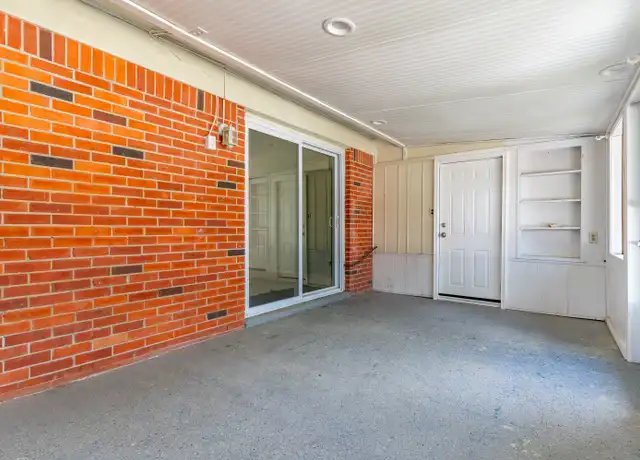 Property at 305 Meggs Dr NE, Fort Walton Beach, FL, 32548, 3 beds, 2 baths, [object Object]