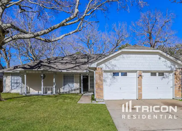 Property at 824 Oak Ridge Dr, League City, TX, 77573, 3 beds, 2 baths, [object Object]